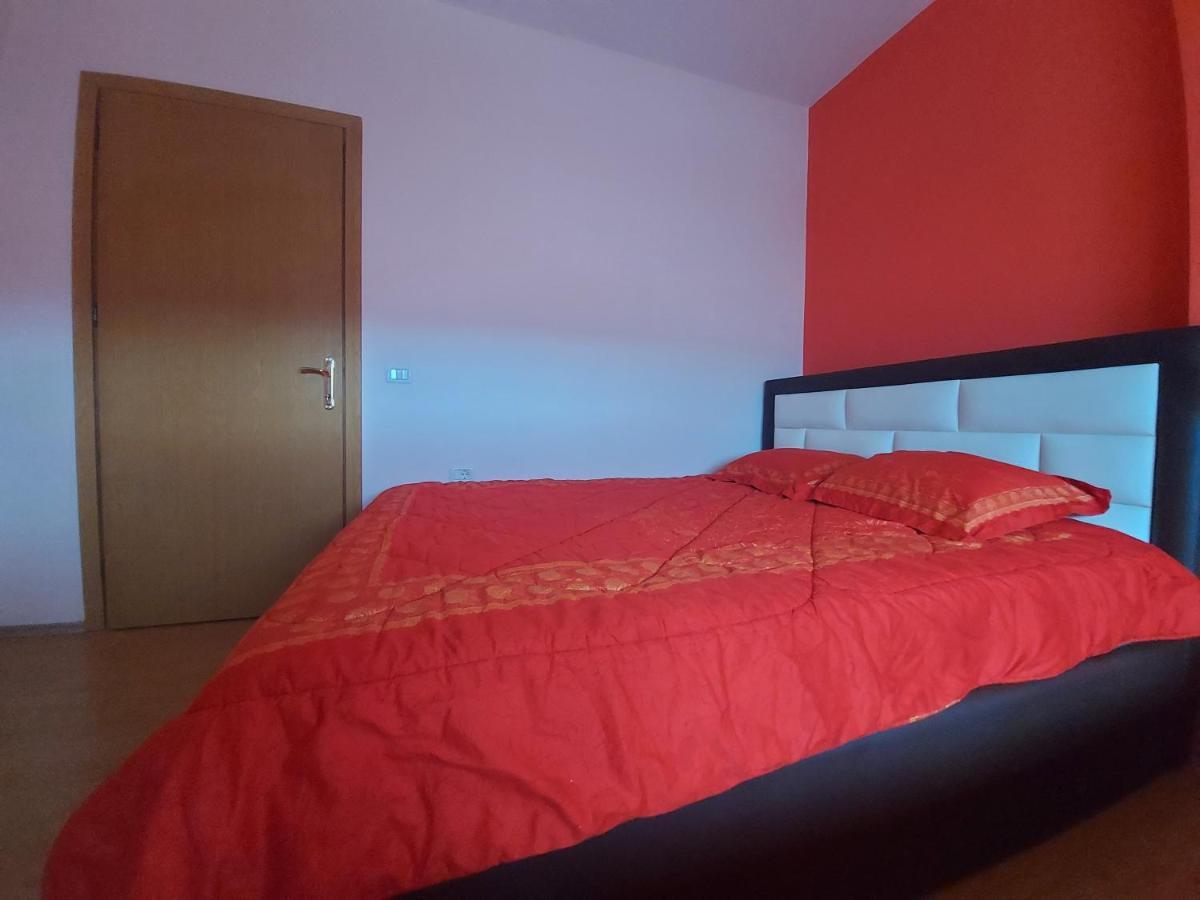 Geni Apartment Κορυτσά Εξωτερικό φωτογραφία
